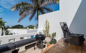 Santorini Beachfront Apartment